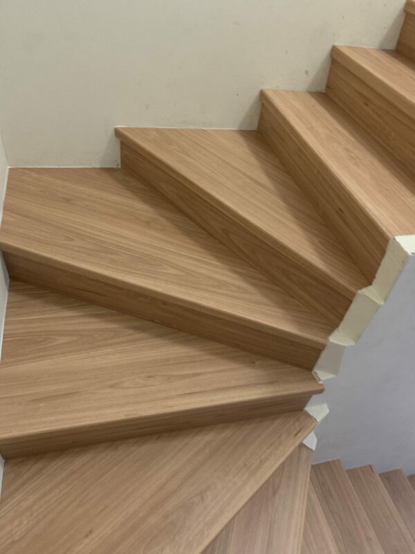 Quickstep Laminate Stairs